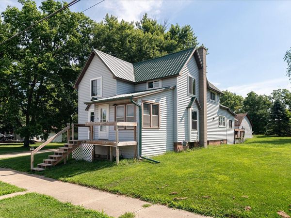 733 Long Ct, Sparta, WI 54656