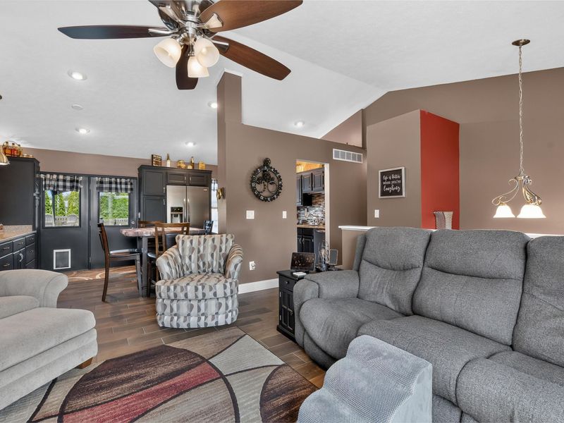 20 Hearthstone Court, Florence, KY 41042 Photo 18
