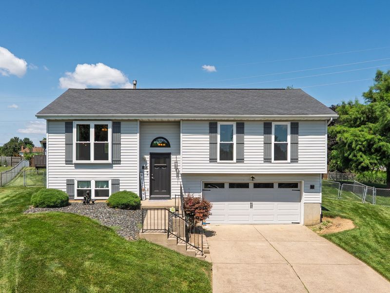 20 Hearthstone Court, Florence, KY 41042 Photo 2