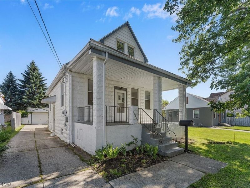 20400 Fuller Avenue, Euclid, OH 44123 Photo 2