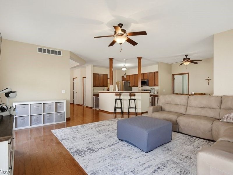 5460 Arlington Lane , Parma, OH 44134 Photo 15