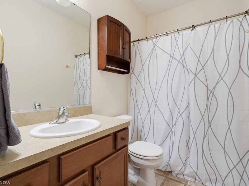 5460 Arlington Lane , Parma, OH 44134 Photo 30