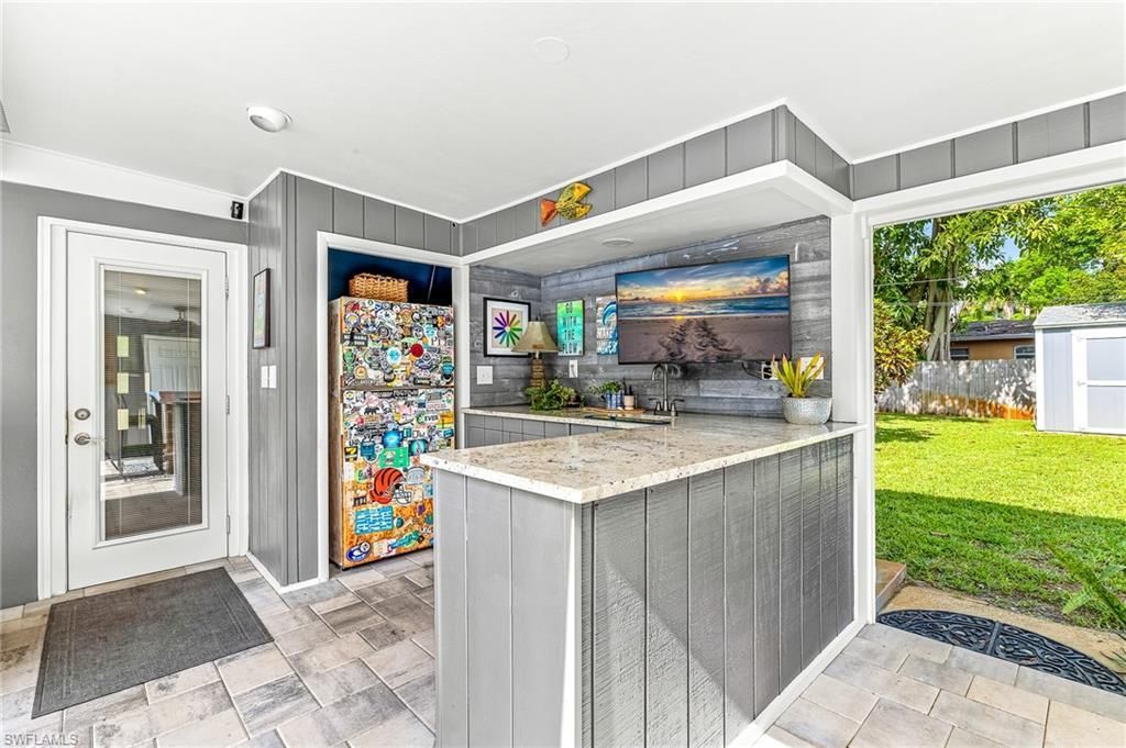 1669 Grove Ave , Fort Myers, FL 33901 Photo