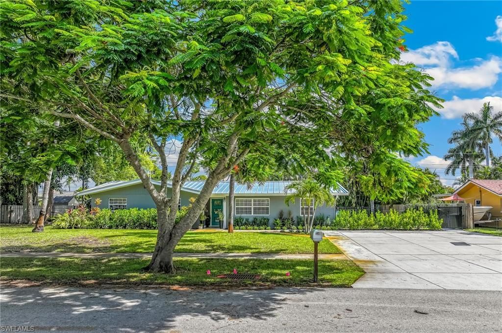 1669 Grove Ave , Fort Myers, FL 33901 Photo