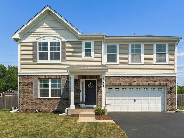 1651 Glenbrooke Lane , New Lenox, IL 60451
