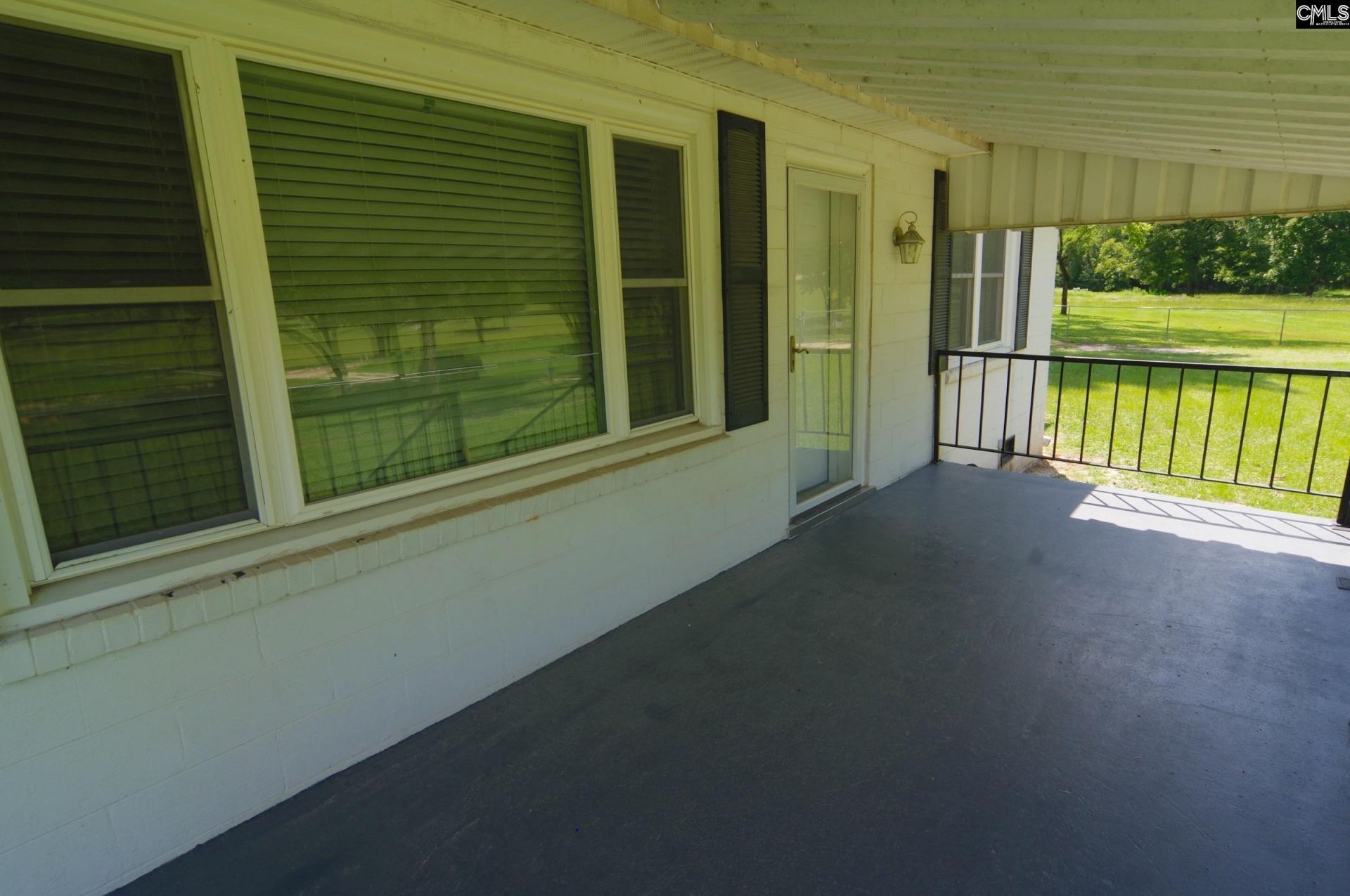 2249 Pepper Road Photo 4