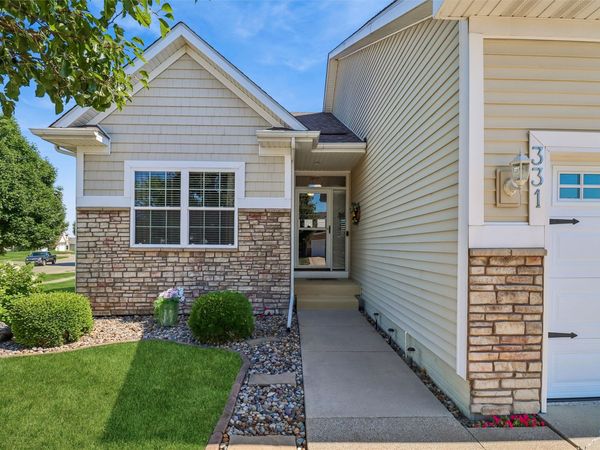 331 NE Aaron Lane , Ankeny, IA 50021