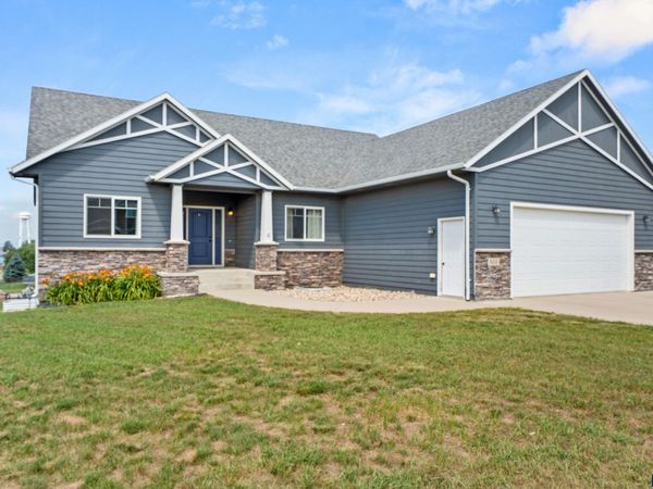 505 Meadow St, Baltic, SD 57003