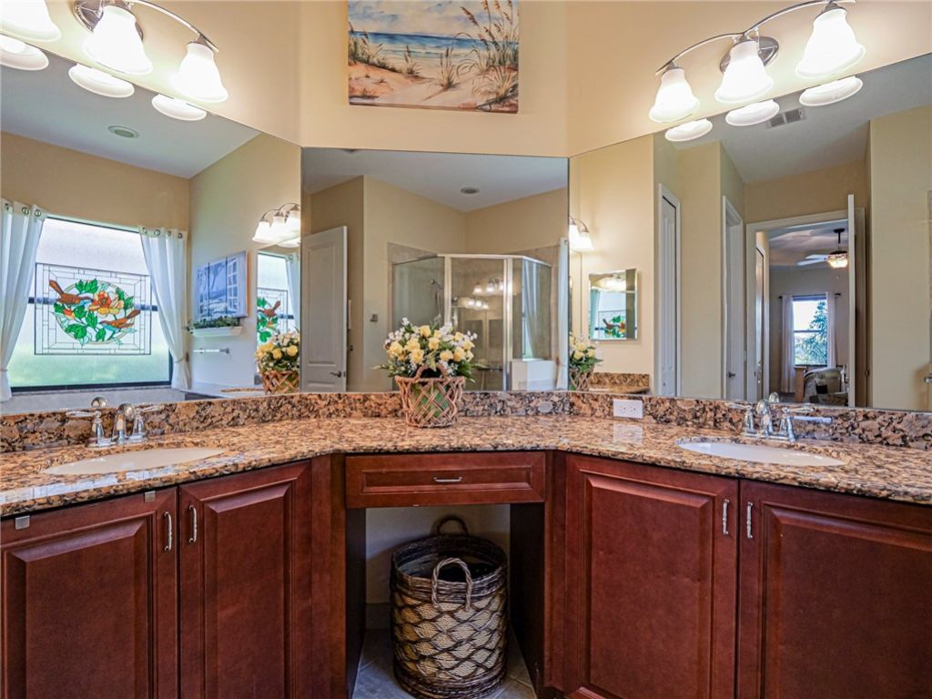 5570 57th Avenue, Vero Beach, FL 32967 Photo