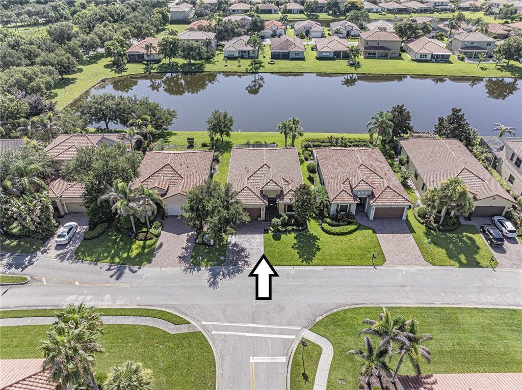 5570 57th Avenue, Vero Beach, FL 32967 Photo