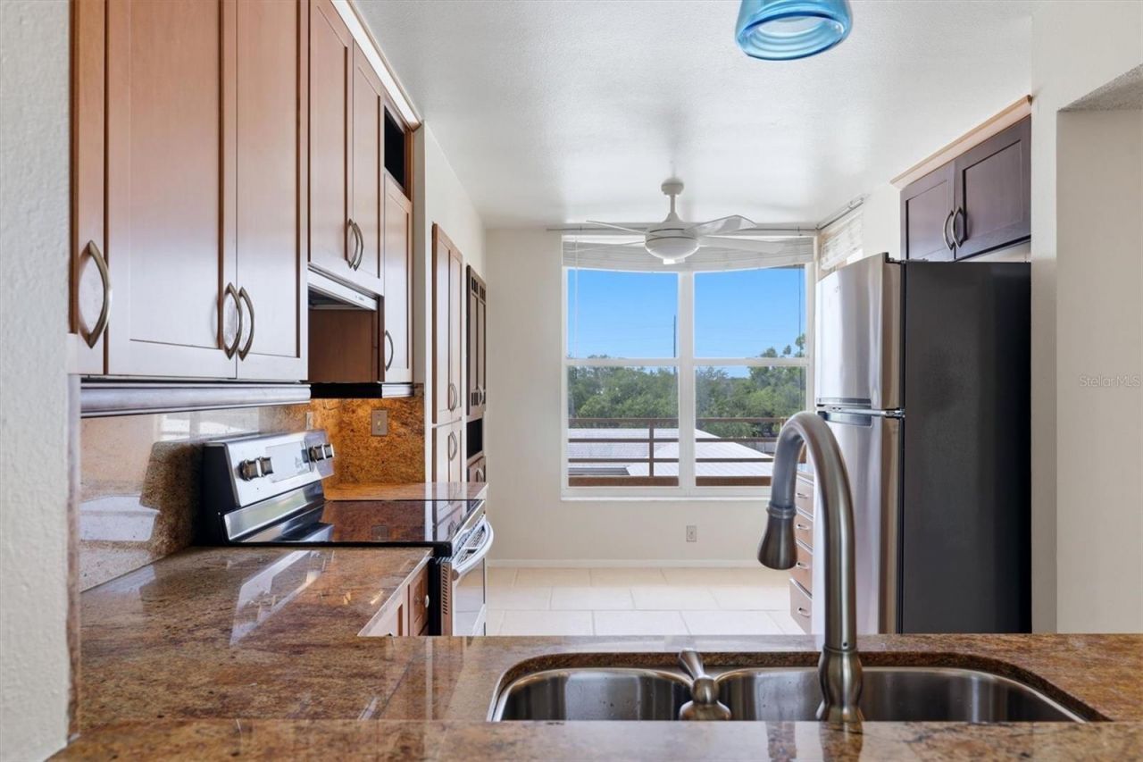 4550 Pinebrook Circle , Unit 403, Bradenton, FL 34209 Photo