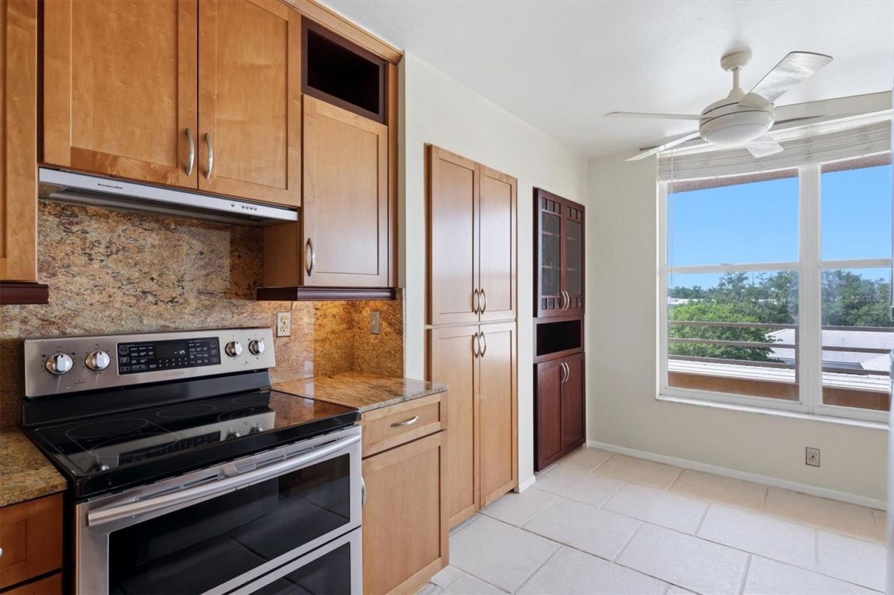 4550 Pinebrook Circle , Unit 403, Bradenton, FL 34209 Photo
