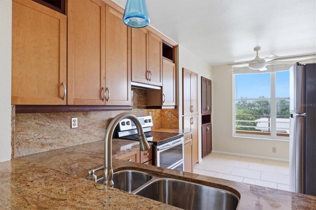 4550 Pinebrook Circle , Unit 403, Bradenton, FL 34209 Photo