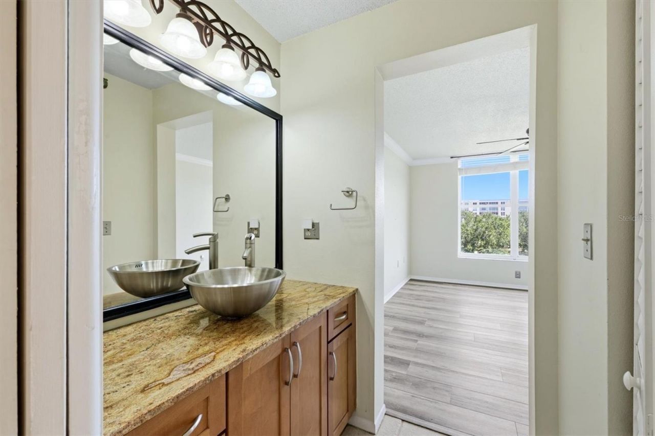 4550 Pinebrook Circle , Unit 403, Bradenton, FL 34209 Photo