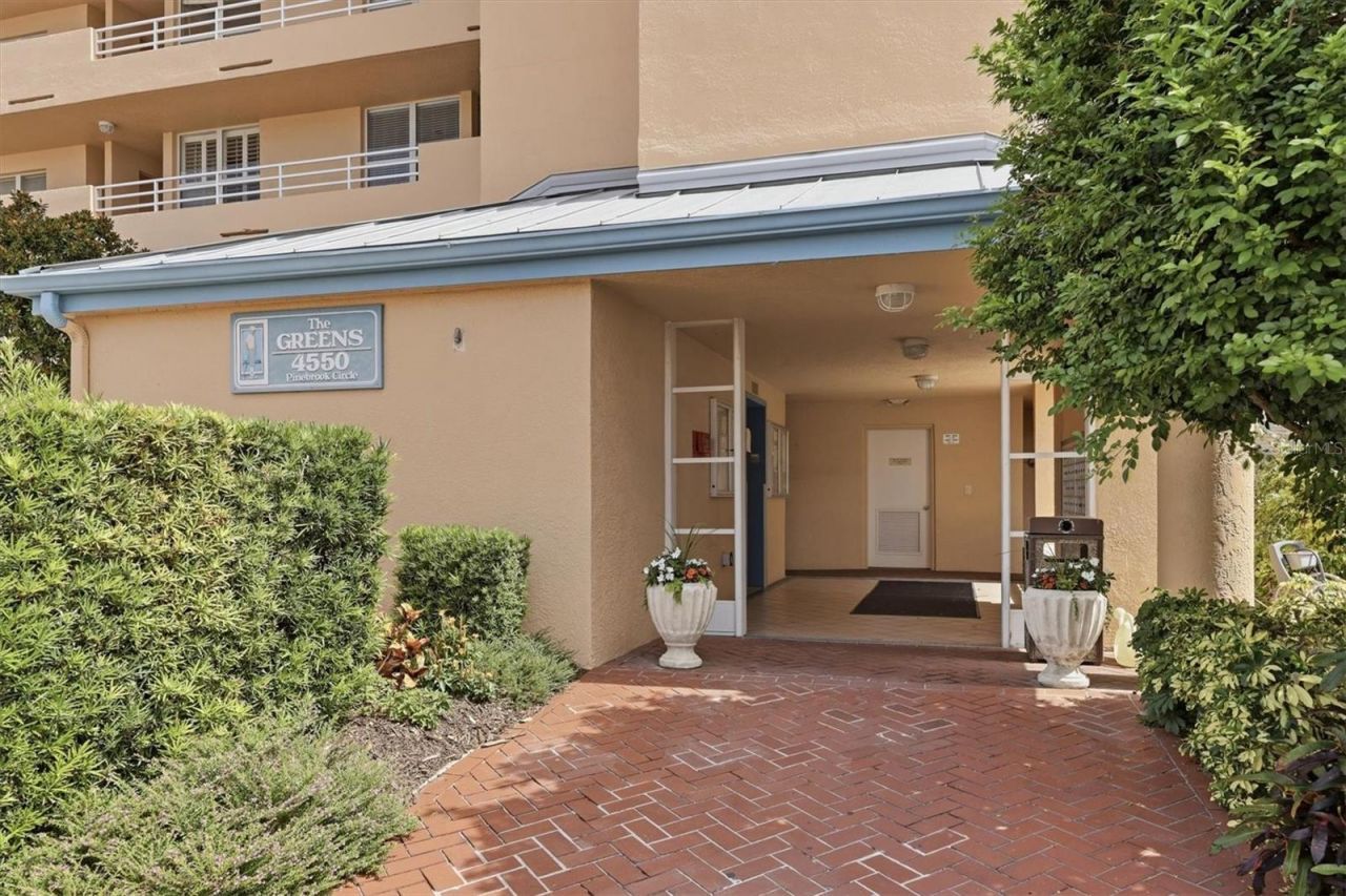 4550 Pinebrook Circle , Unit 403, Bradenton, FL 34209 Photo
