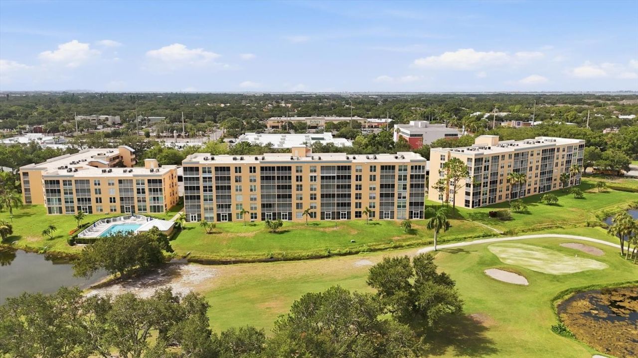 4550 Pinebrook Circle , Unit 403, Bradenton, FL 34209 Photo