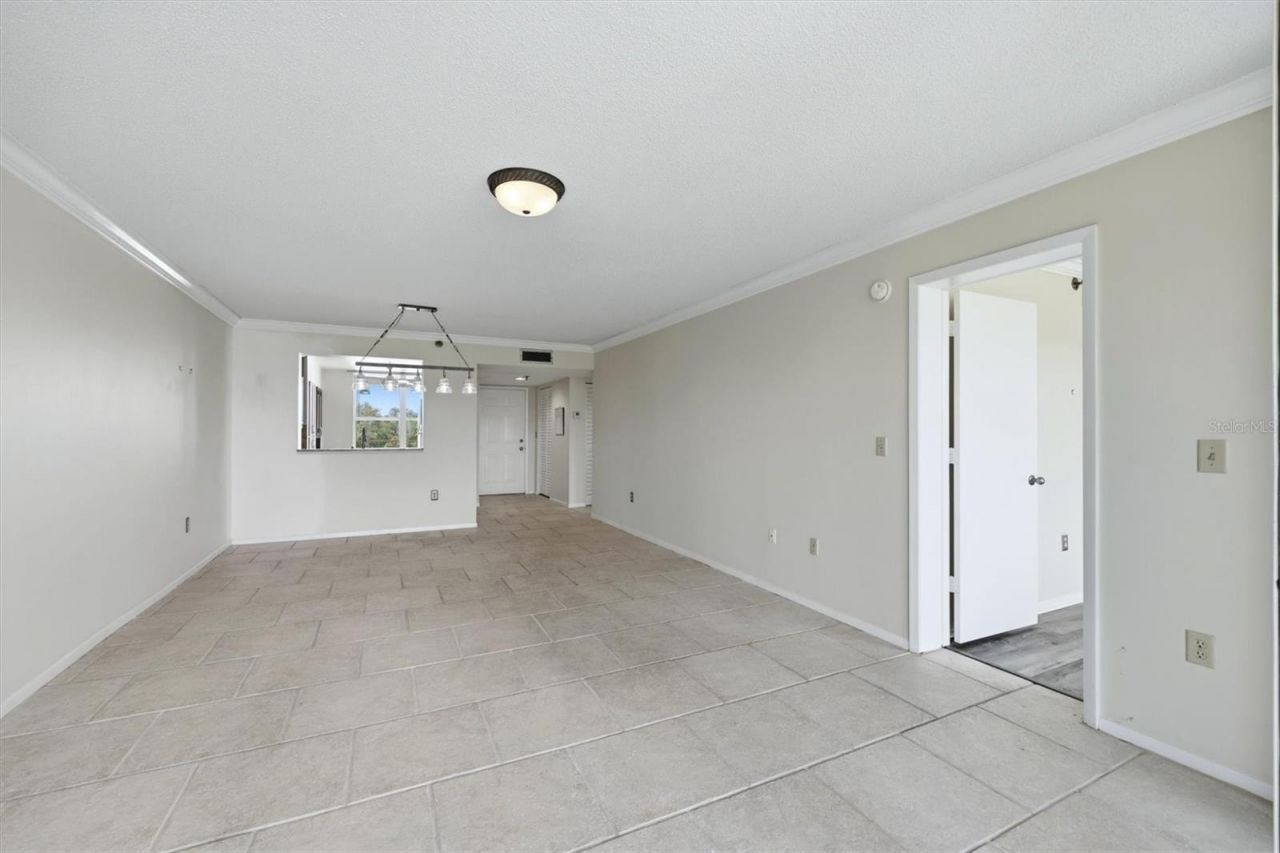 4550 Pinebrook Circle , Unit 403, Bradenton, FL 34209 Photo