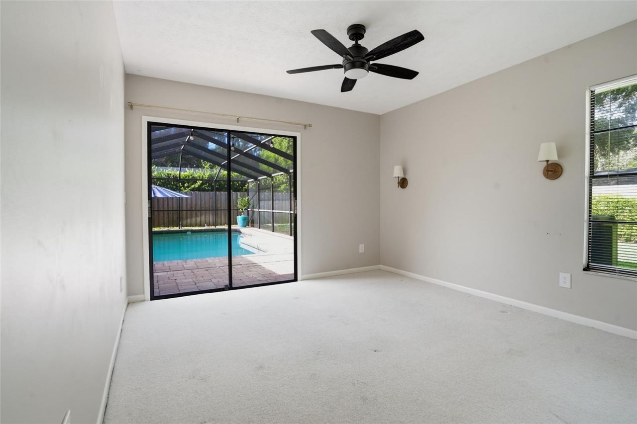 15908 Hampton Village Drive , Tampa, FL 33618 Photo