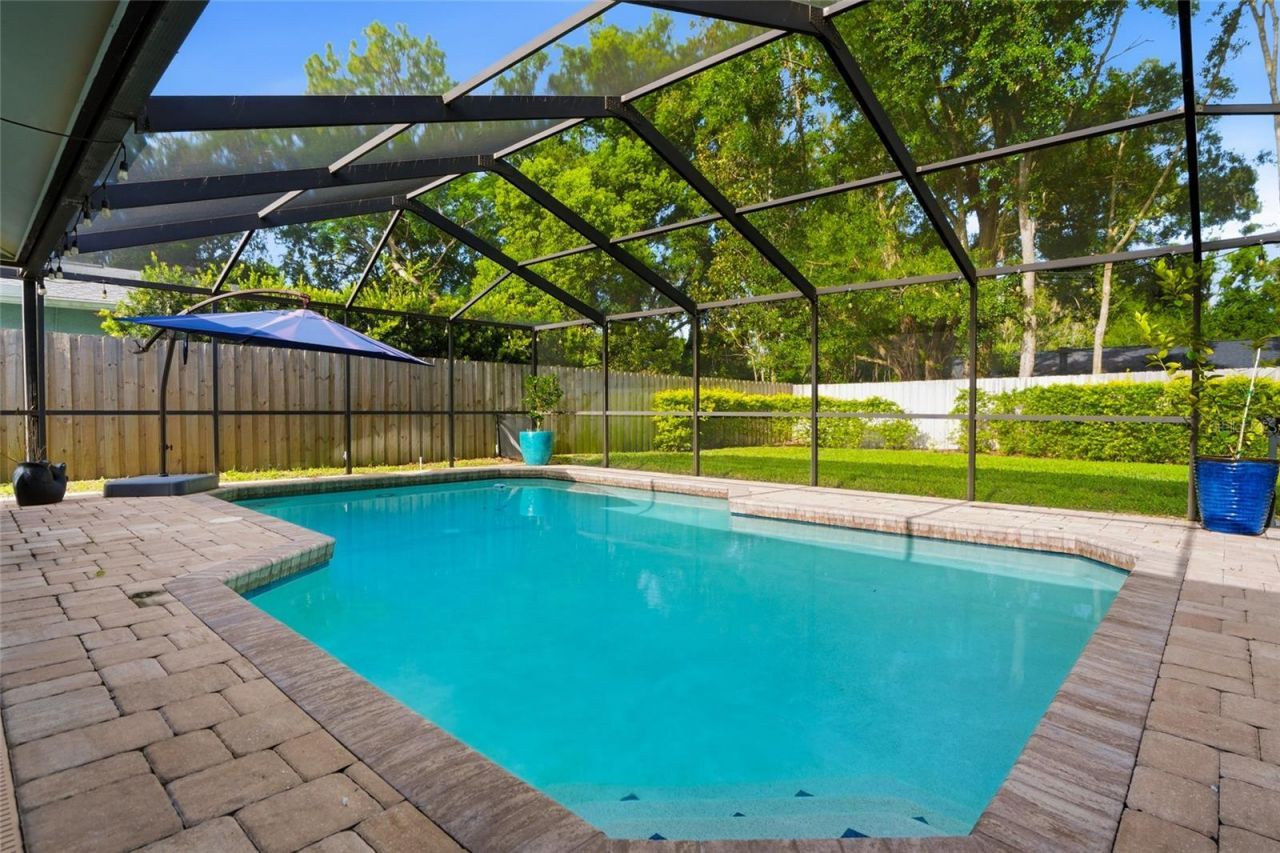 15908 Hampton Village Drive , Tampa, FL 33618 Photo