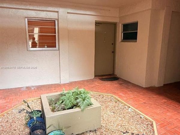 9360 SW 87th Ave , Unit N5, Miami, FL 33176