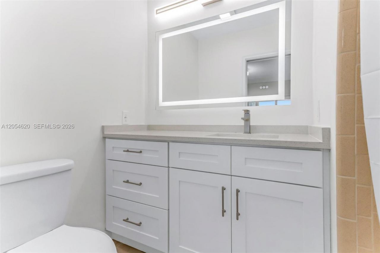 331 SW 8th St, Unit 3F, Boca Raton, FL 33432 Photo