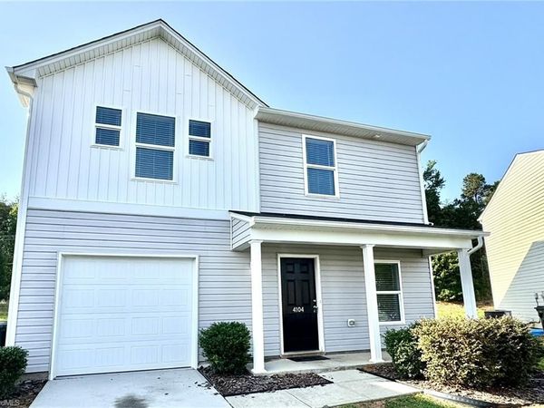 4104 Devonwood Court , Greensboro, NC 27405