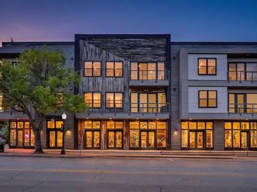 1455 W Magnolia Avenue, Unit 203, Fort Worth, TX 76104