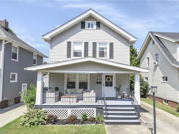 2088 Elmwood Avenue , Lakewood, OH 44107