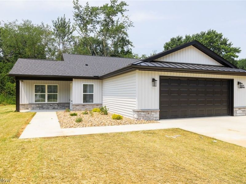 1925 Candell Avenue SW, Massillon, OH 44646 Photo 4