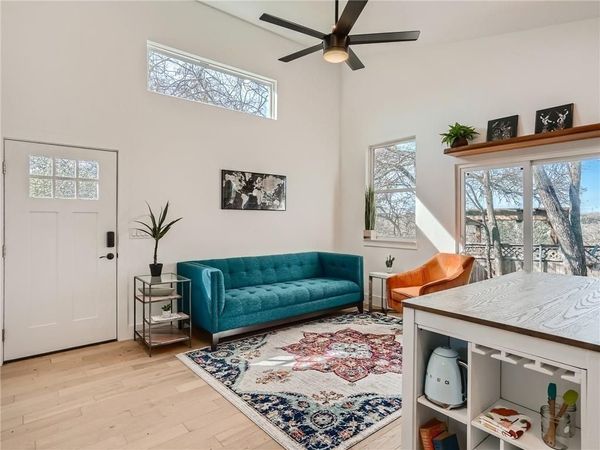1614 Elmira RD , Austin, TX 78721