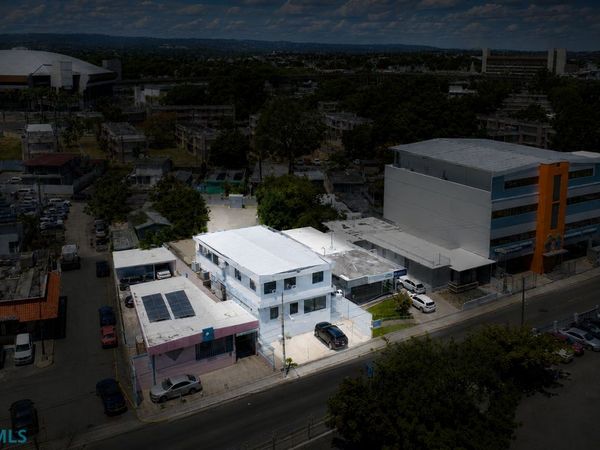 C65 SANTA CRUZ, Bayamón, PR 00961