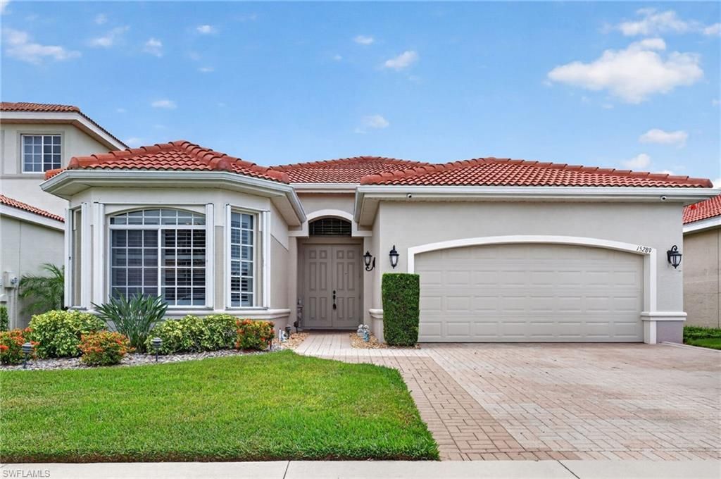 15289 Laguna Hills Dr , Fort Myers, FL 33908 Photo