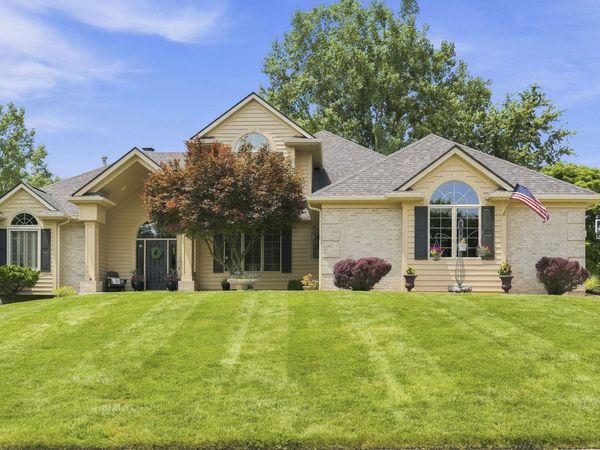 6306 Beaver Creek Court, Fort Wayne, IN 46814
