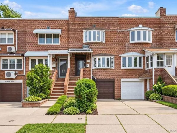 15150 11th Avenue, Whitestone, NY 11357