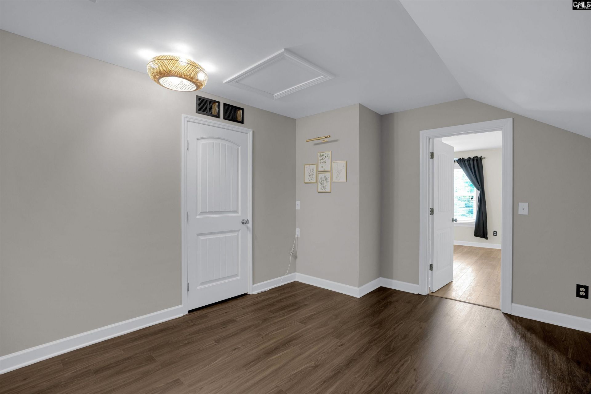 721 Xander Way Photo 32