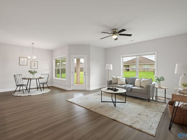 170 Williams Pointe Boulevard, Huntsville, AL 35824