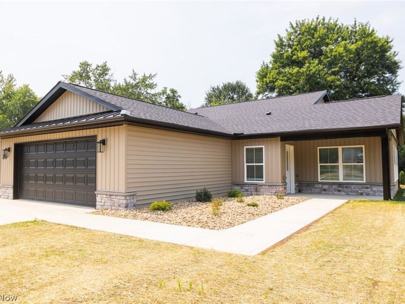 1895 Candell Avenue SW, Massillon, OH 44646 Photo 4