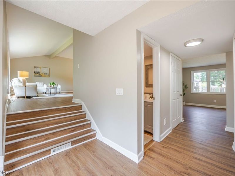 37430 Hunters Ridge Road , Solon, OH 44139 Photo 14