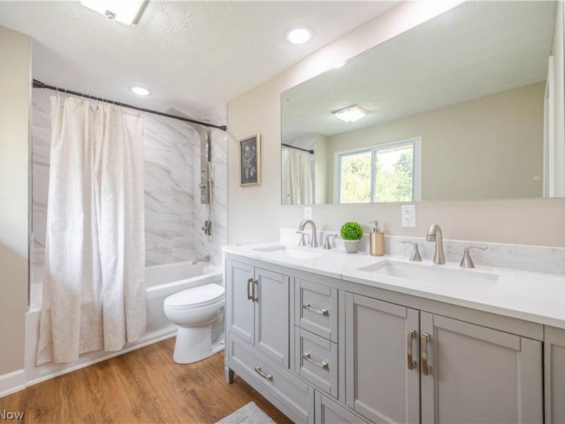 37430 Hunters Ridge Road , Solon, OH 44139 Photo 25