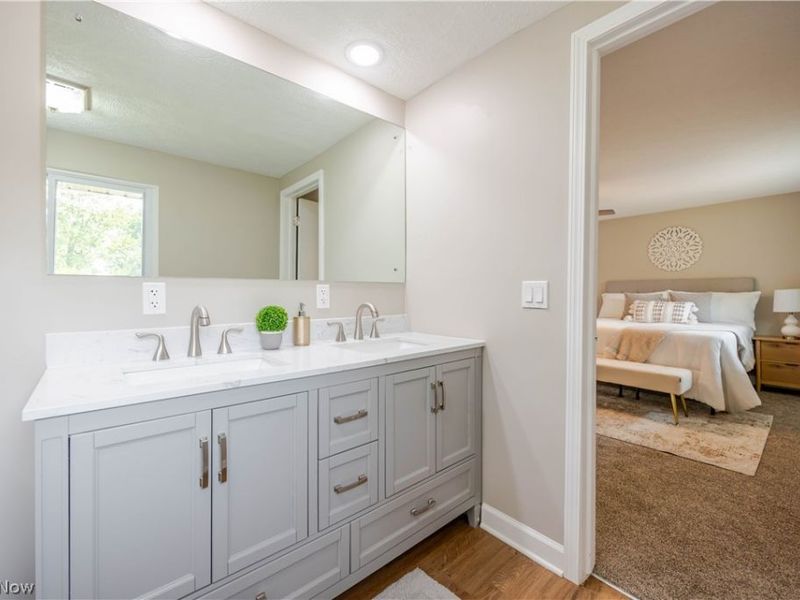 37430 Hunters Ridge Road , Solon, OH 44139 Photo 26