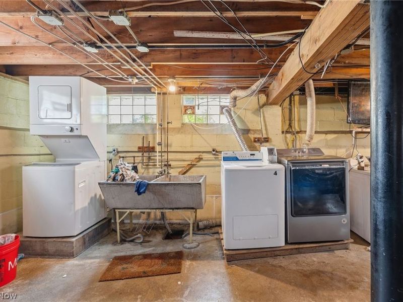 3878 W 134th Street , Cleveland, OH 44111 Photo 38