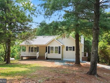 742 ALBEVANNA SPRING ROAD , SCOTTSVILLE, VA 24590