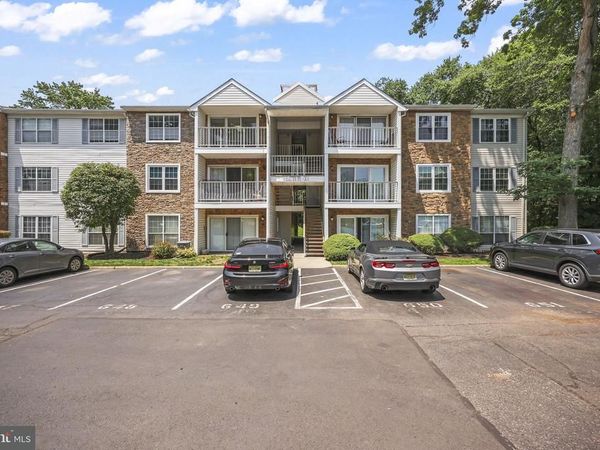27 JUNIPER WAY , HAMILTON, NJ 08619