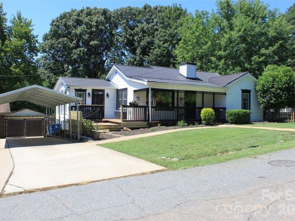 206 Bentwood Drive , Forest City, NC 28043