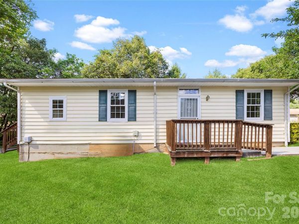 621 Pennsylvania Avenue, Charlotte, NC 28216