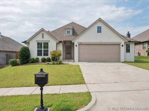 2415 W Kingsport Court S, Broken Arrow, OK 74011