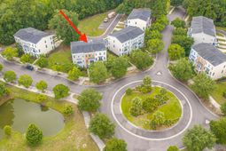 1574 Bluewater Way photo 4