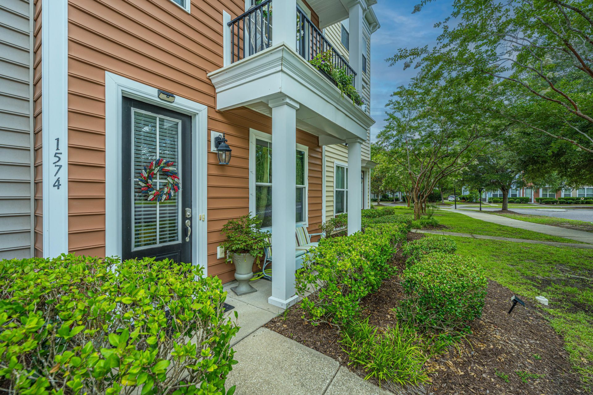 1574 Bluewater Way Photo 5