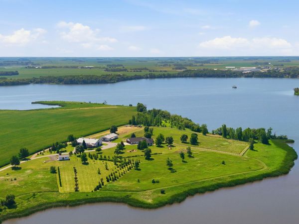 46445 250th Street , Gaylord, MN 55334