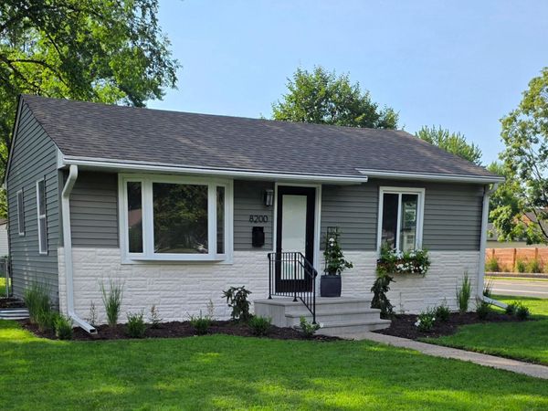 8200 Clinton Avenue S, Bloomington, MN 55420